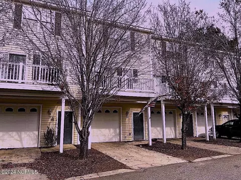 106 Heather Glen Cir, Havelock, NC 28532