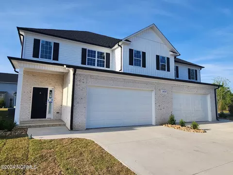 1400 Dorset Dr #B, Greenville, NC 27834