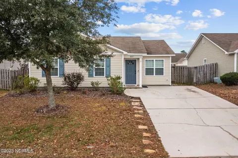 1617 Royal Pine Ct, Leland, NC 28451