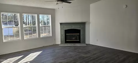 954 Matthis Rd, Clinton, NC 28328 photo 9