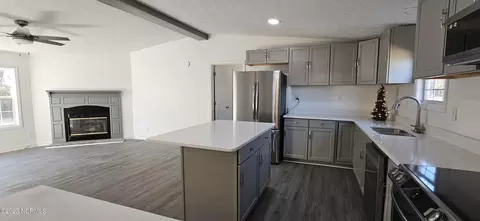 954 Matthis Rd, Clinton, NC 28328 photo 5