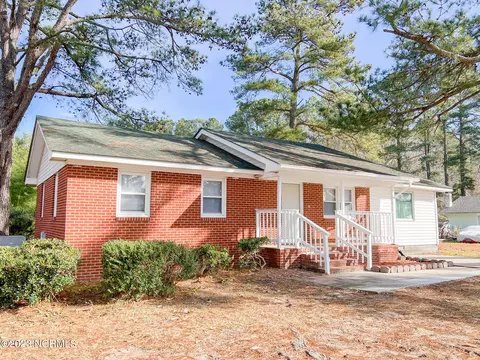 2208 W Main Street Ext, Elizabeth City, NC 27909