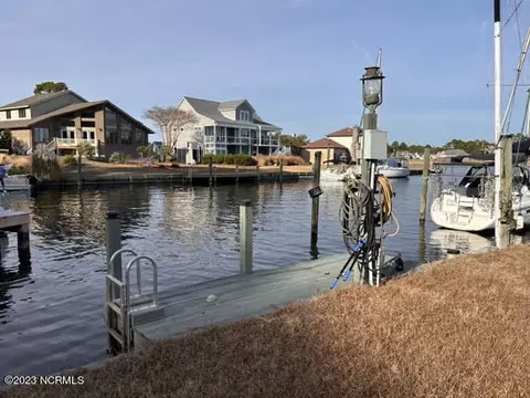 903 Salt Cay Ct, New Bern, NC 28560