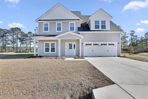 406 Sweet Fern Dr, Hubert, NC 28539