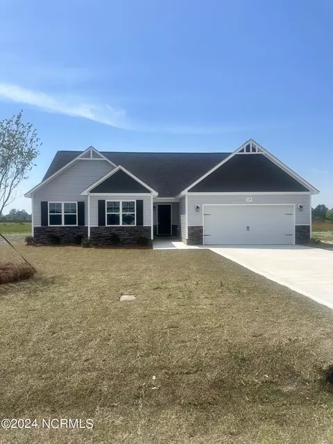 119 Cherry Ridge Ct, Richlands, NC 28574