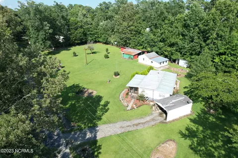 161 White Oak Ave, Hertford, NC 27944