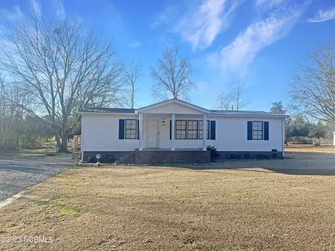 2673 Grifton Hugo Rd, Hookerton, NC 28538