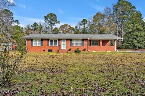 1691 Fertilizer Rd, Riegelwood, NC 28456
