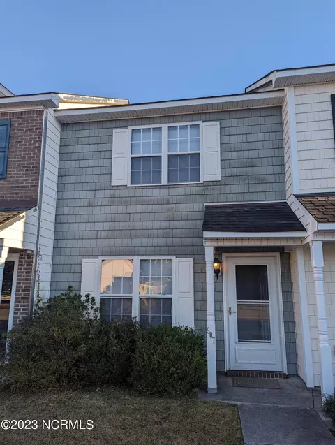 507 Springwood Dr, Jacksonville, NC 28546