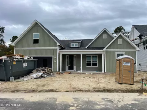 372 Man O War Ln, Hampstead, NC 28443 photo 1