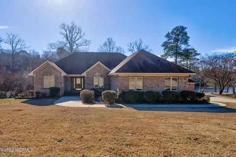 131 Lakeside Dr, Rockingham, NC 28379