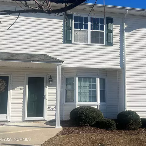 1225 Cross Creek Cir #G-3, Greenville, NC 27834