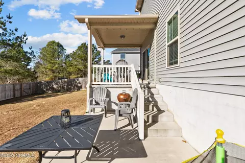 1031 Hydrangea Dr, Aberdeen, NC 28315 photo 40
