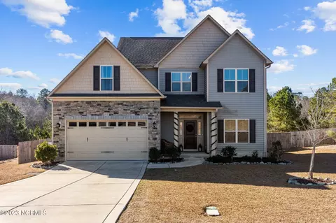 1031 Hydrangea Dr, Aberdeen, NC 28315 photo 1
