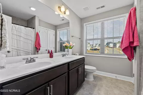 1031 Hydrangea Dr, Aberdeen, NC 28315 photo 32