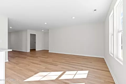 Living - 198 Priscilla Pl, Hampstead, NC 28443 photo 1 of 2