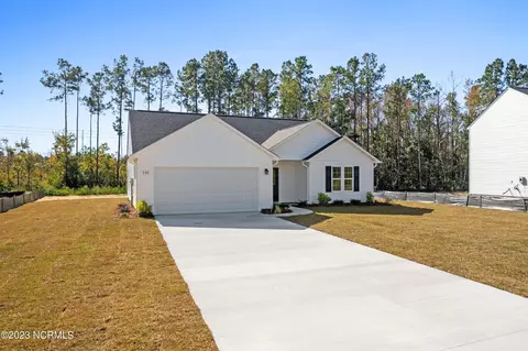 Exterior - 198 Priscilla Pl, Hampstead, NC 28443 photo 4 of 9