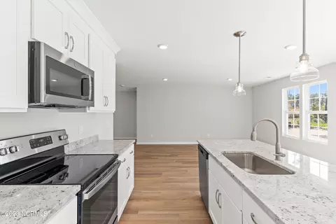 Kitchen - 198 Priscilla Pl, Hampstead, NC 28443 photo 1 of 9