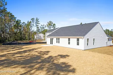 Exterior - 198 Priscilla Pl, Hampstead, NC 28443 photo 5 of 9