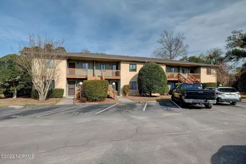 3723 Saint Johns Ct UNIT B, Wilmington, NC 28403