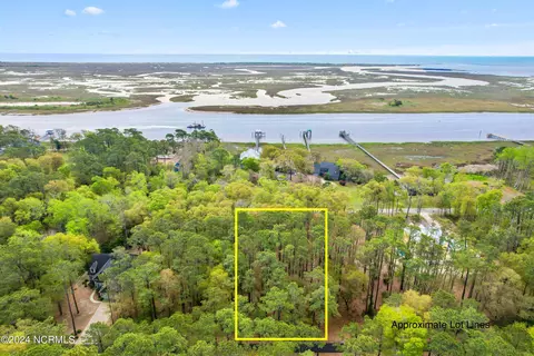 9035 Ocean Harbour Golf Club Rd SW, Calabash, NC 28467