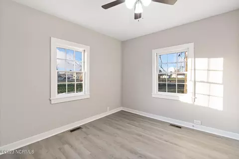 51 E Carroll St, Turkey, NC 28393 photo 10