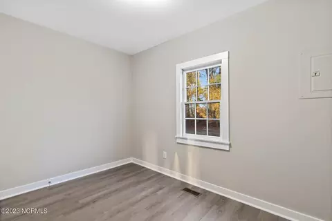 51 E Carroll St, Turkey, NC 28393 photo 12