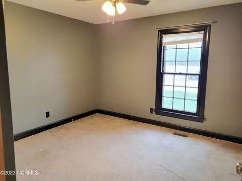 11493 Old Smithfield Rd, Bailey, NC 27807 photo 8