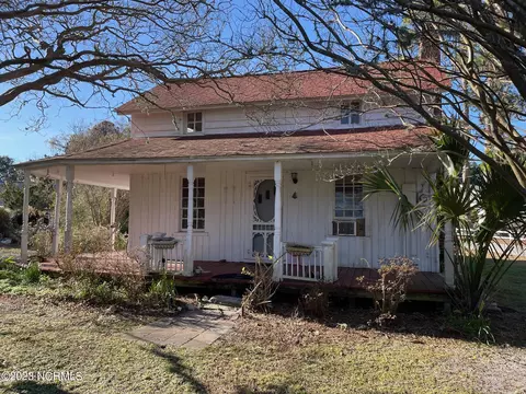 141 Morris Dr, Atlantic, NC 28511