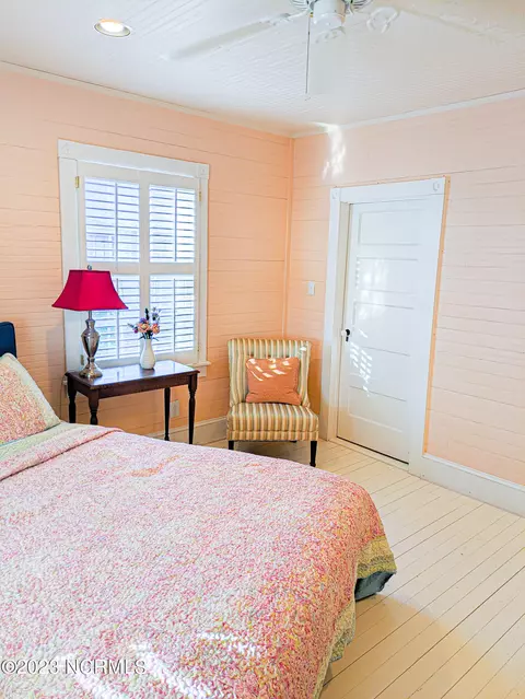 411 E Queen St, Edenton, NC 27932 photo 10