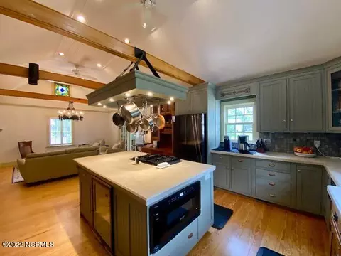 411 E Queen St, Edenton, NC 27932 photo 26