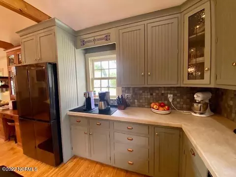 411 E Queen St, Edenton, NC 27932 photo 24