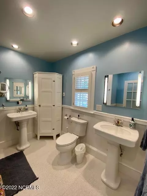 411 E Queen St, Edenton, NC 27932 photo 8