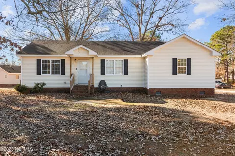 2125 Flutter Ln, Greenville, NC 27834