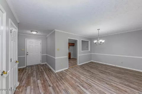 306 Willow Run, Havelock, NC 28532 photo 2