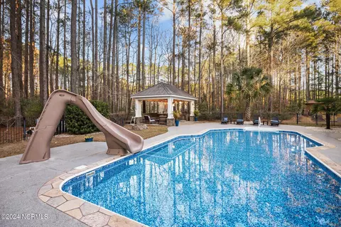 2 Seabiscuit Ln, New Bern, NC 28562 photo 68