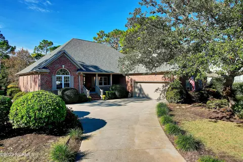3729 Winstead Cir, Southport, NC 28461