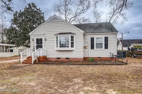 125 Mayo St, Tarboro, NC 27886