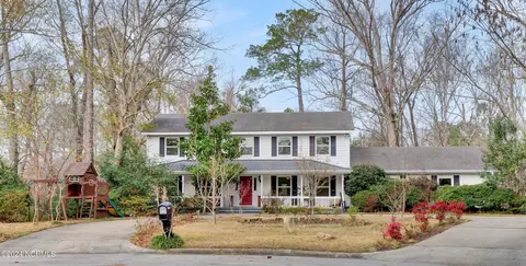 109 Mcrae Ct, Jacksonville, NC 28546