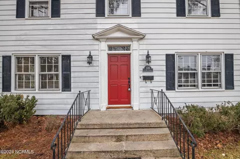 108 E 10th St, Washington, NC 27889 photo 3