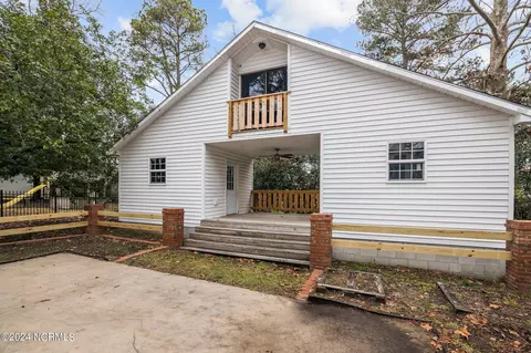108 E 10th St, Washington, NC 27889 photo 8