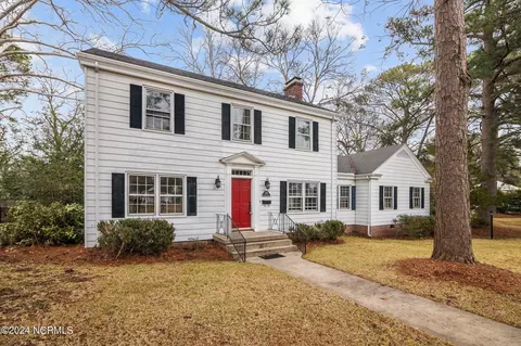 108 E 10th St, Washington, NC 27889