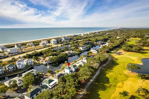 6 Bermuda Grns, Pine Knoll Shores, NC 28512