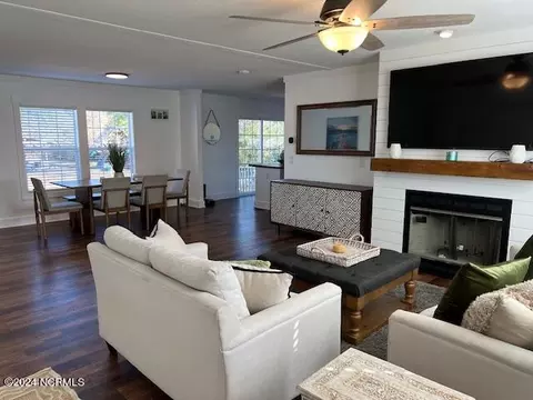 363 Lea Dr, Hampstead, NC 28443 photo 3