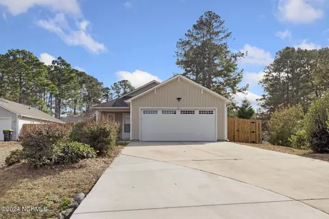 102 Bay Tree Cir, Hampstead, NC 28443 photo 3
