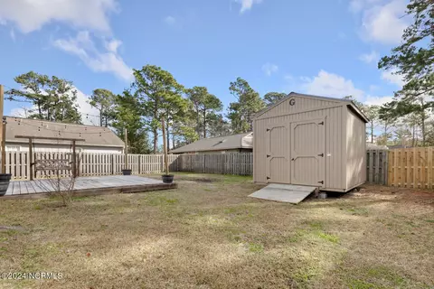 102 Bay Tree Cir, Hampstead, NC 28443 photo 23