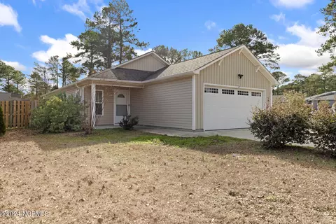 102 Bay Tree Cir, Hampstead, NC 28443