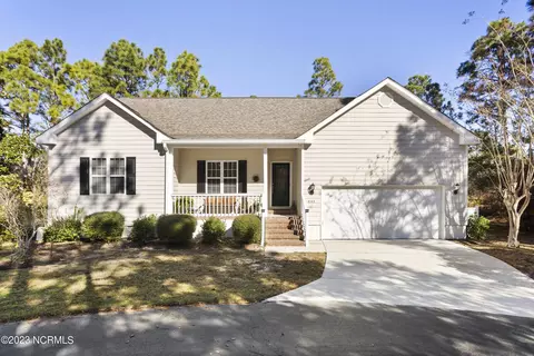 4143 King George Ct SE, Southport, NC 28461
