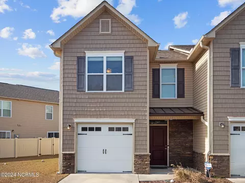 201 Boyington Place Rd, Midway Park, NC 28544