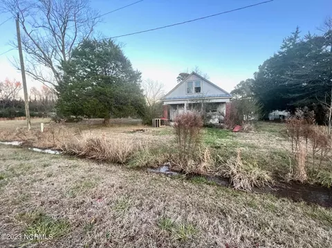 3061 Chandler Rd, Vanceboro, NC 28586